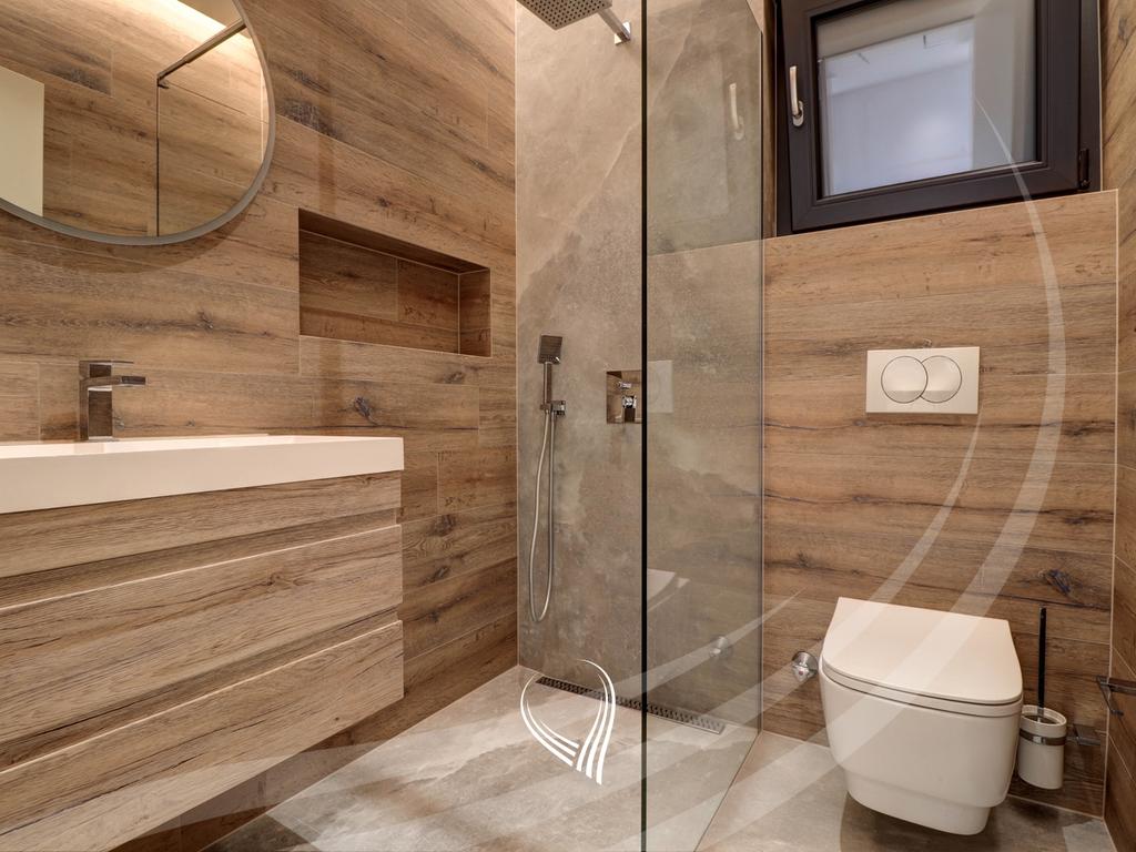 4-bedroom rental house in the Swiss Village neighborhood16