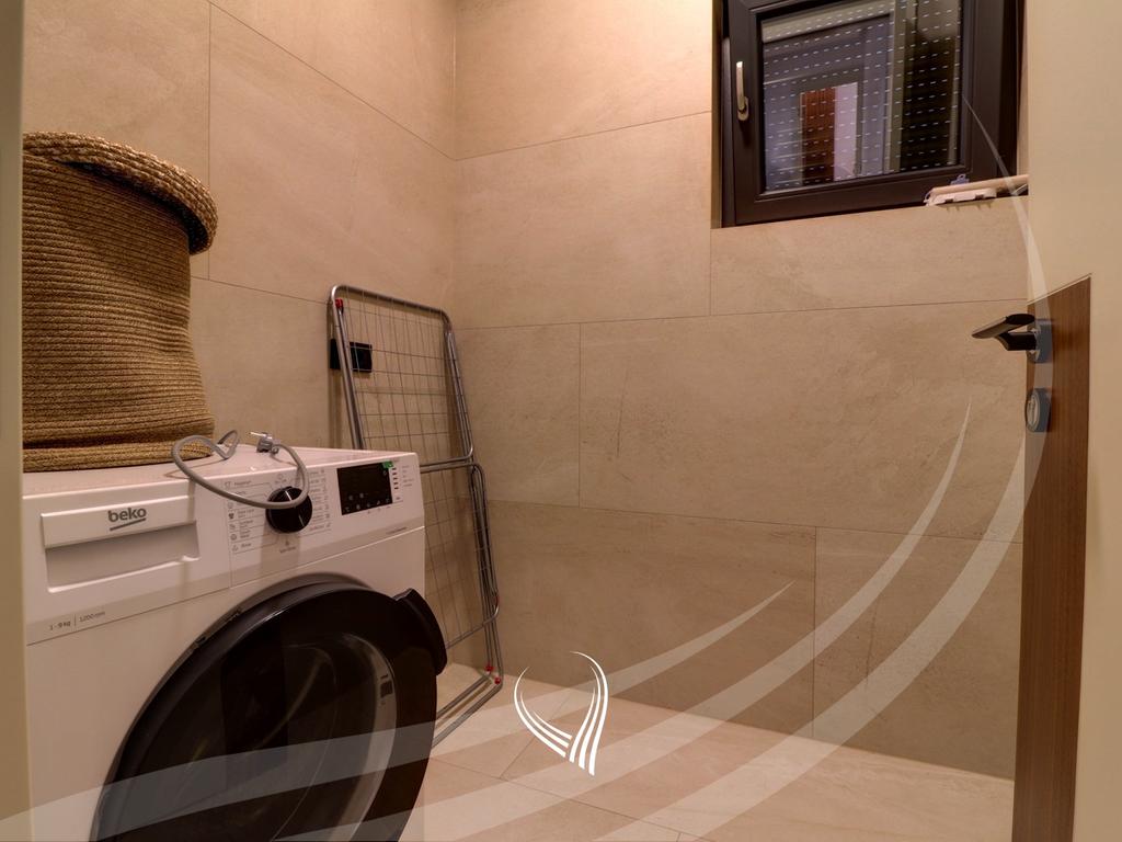 4-bedroom rental house in the Swiss Village neighborhood19