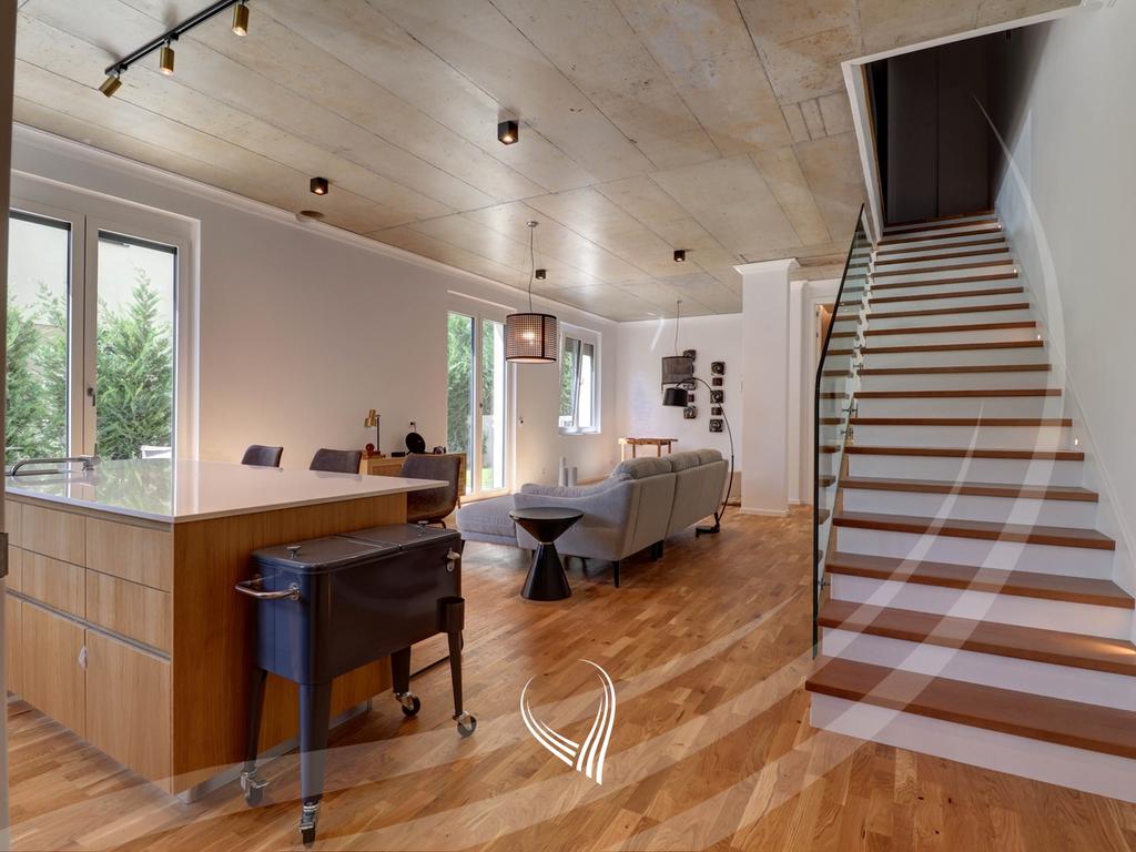 Shtëpi me 3 dhoma gjumi me qira në lagjen Qershia Village1