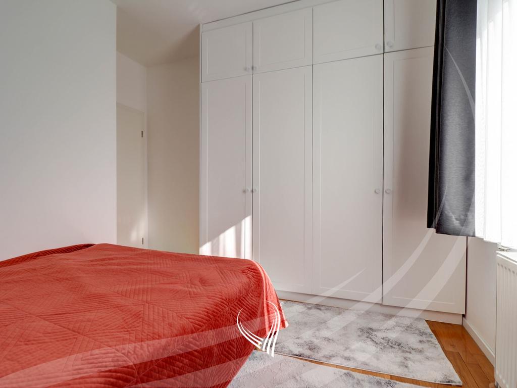 Banese me 3 dhoma gjumi në shitje në lagjen Kalabria – Prishtina Stars11