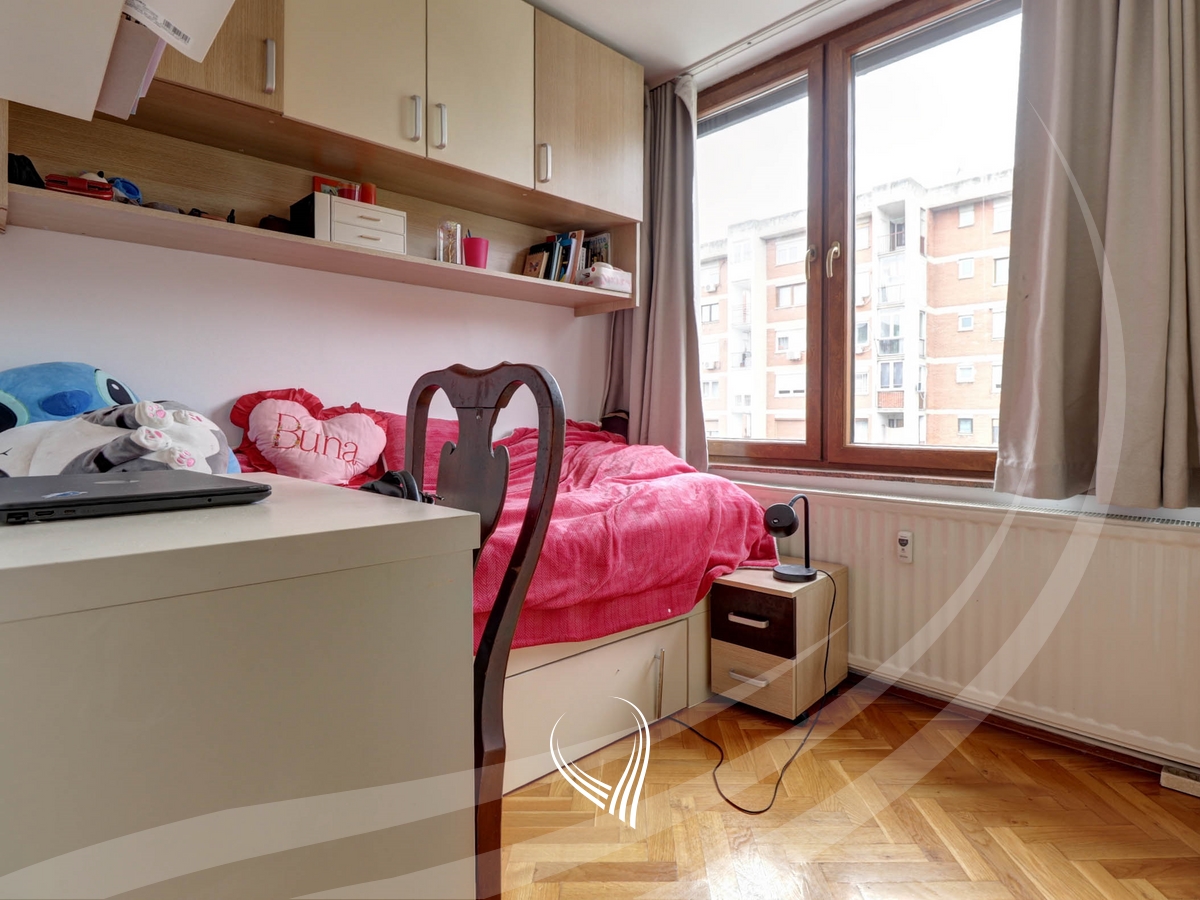 3-bedroom apartment for rent in the Bregu i Diellit neighborhood - The Red Apartments11