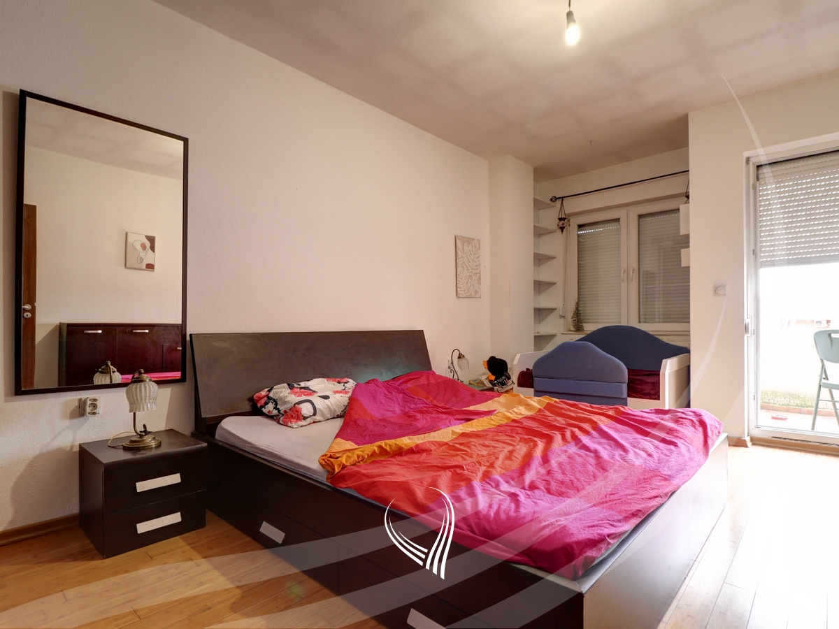 Banesë me 1 dhomë gjumi në shitje në lagjen Arbëria - Dragodan5