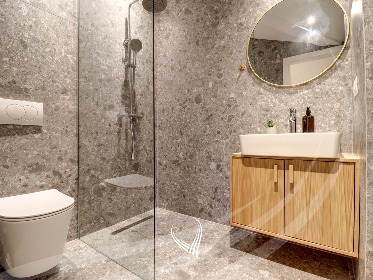 Shtëpi me 3 dhoma gjumi me qira në lagjen Qershia Village15