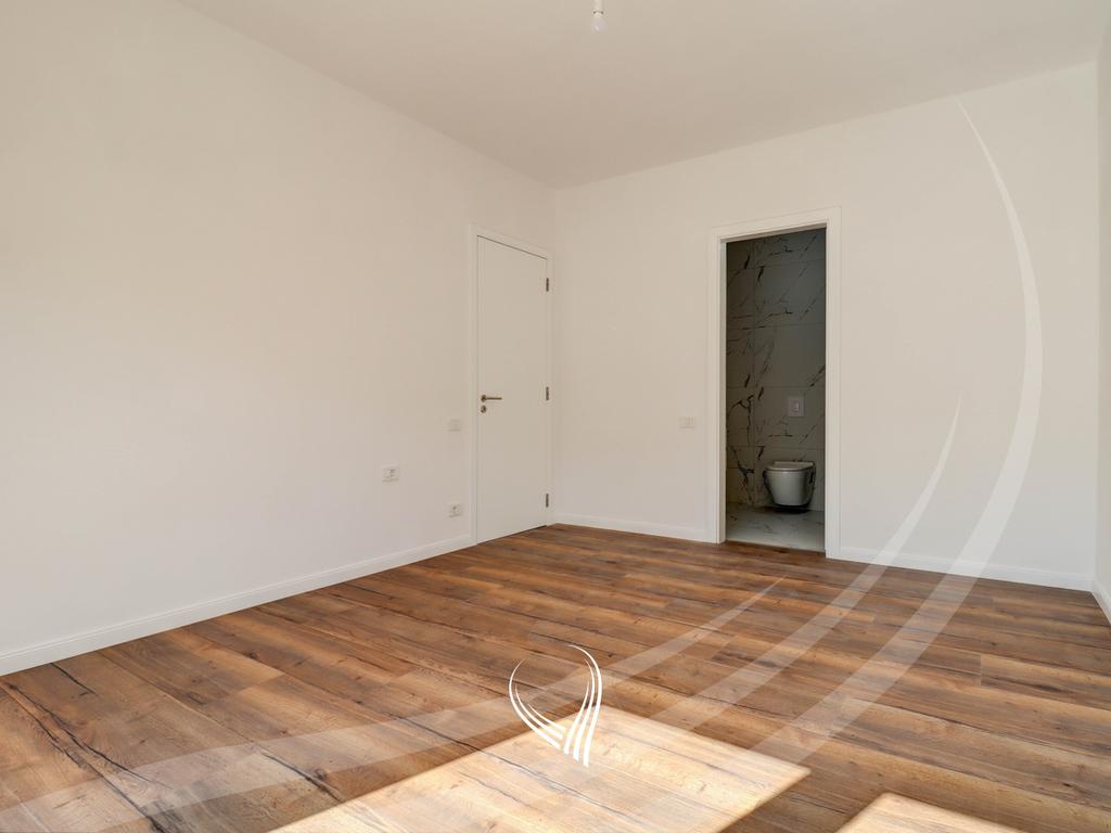 Banesë me 3 dhoma gjumi me qira në lagjen Veternik - Gate Residence9