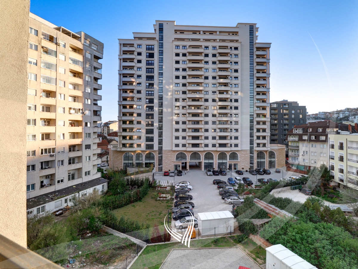 Banesë me 2 dhoma gjumi në shitje në lagjen Tophane – ENG Invest5