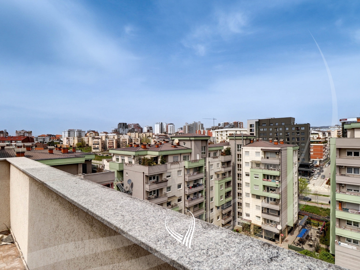 Penthouse office with 4 work rooms for rent in Mati 1 neighborhood – B Street14