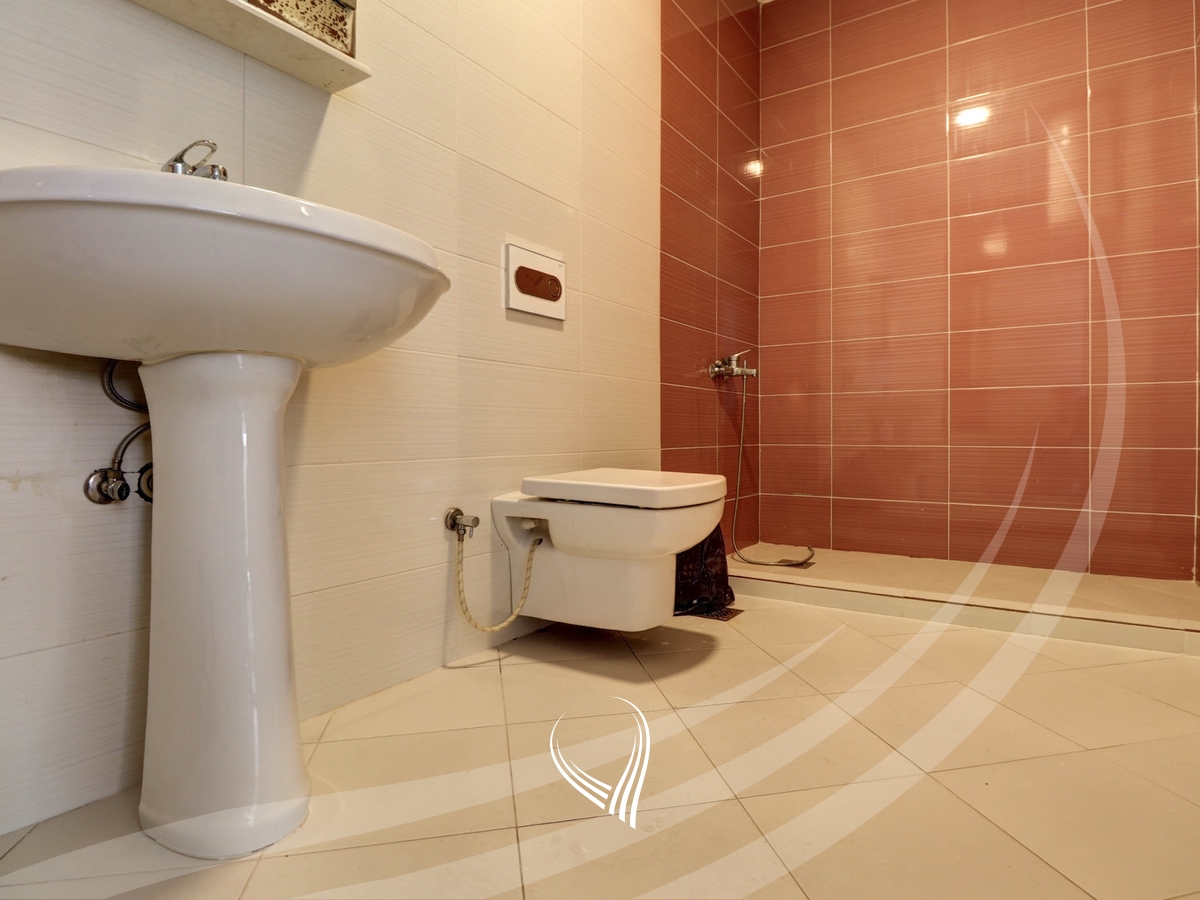 Penthouse office with 4 work rooms for rent in Mati 1 neighborhood – B Street17