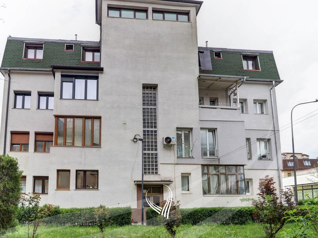 Banesë me 2 dhoma gjumi në shitje në lagjen Dodona13