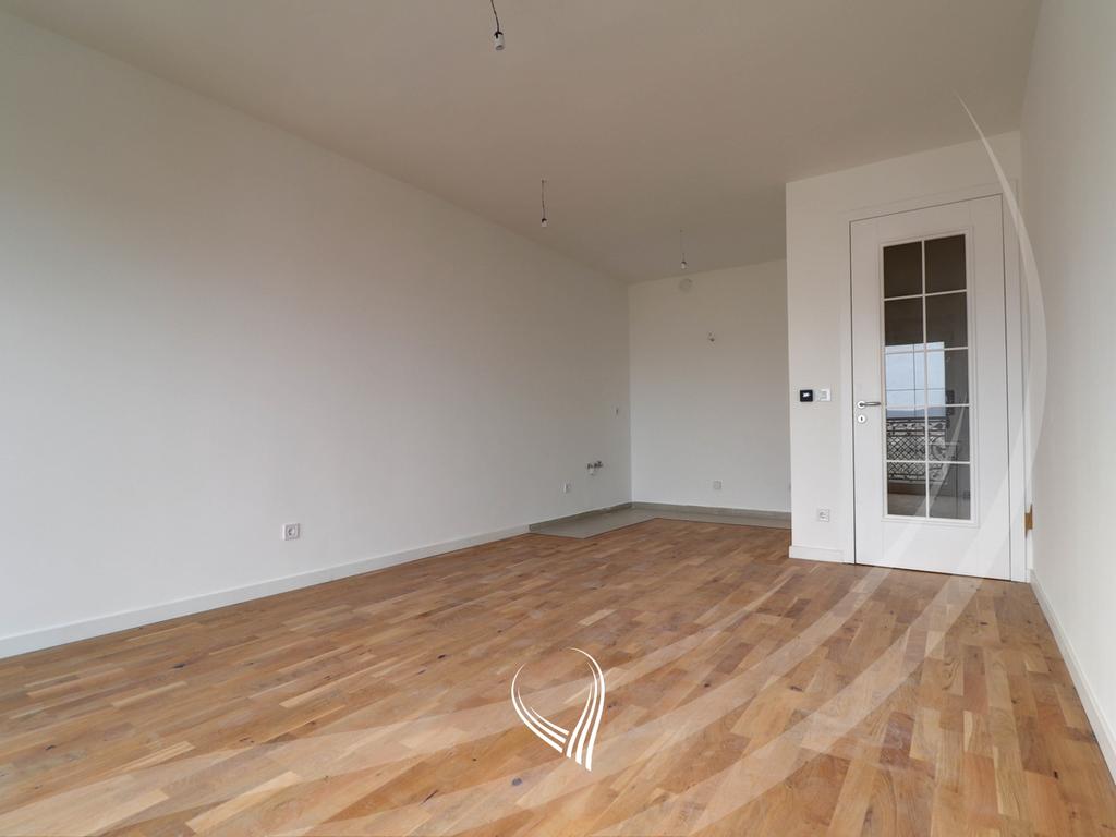 Banesë me 1 dhomë gjumi në shitje në lagjen e Muhaxherëve2