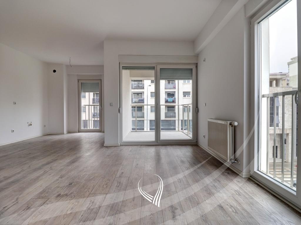 Zyre me 3 dhoma pune me qira në lagjen Mati 1 - Rruga B1