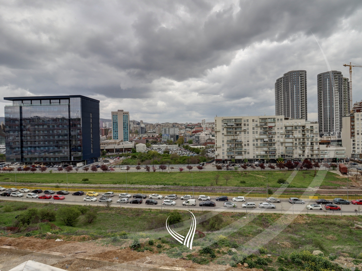 Zyre me 3 dhoma pune me qira në lagjen Arbëria – Dragodan10