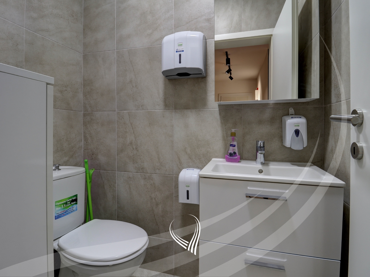 Zyre me 3 dhoma pune me qira në lagjen Arbëria – Dragodan12