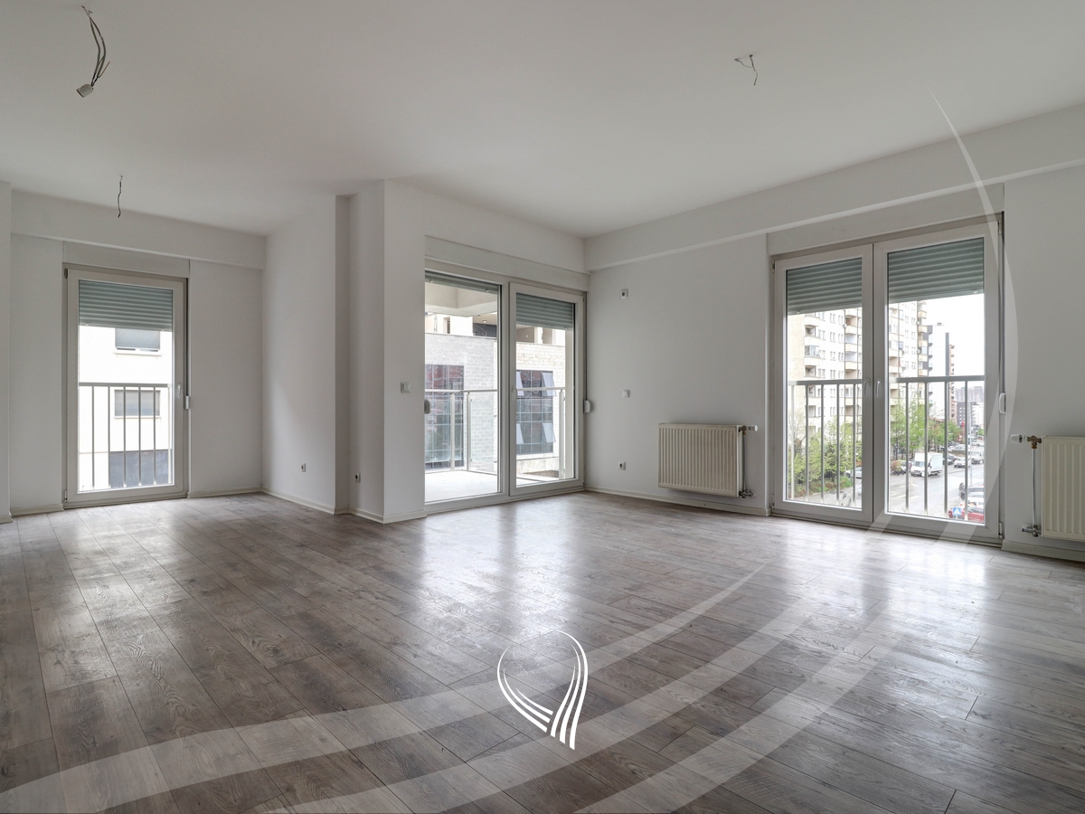 Zyre me 3 dhoma pune me qira në lagjen Mati 1 - Rruga B