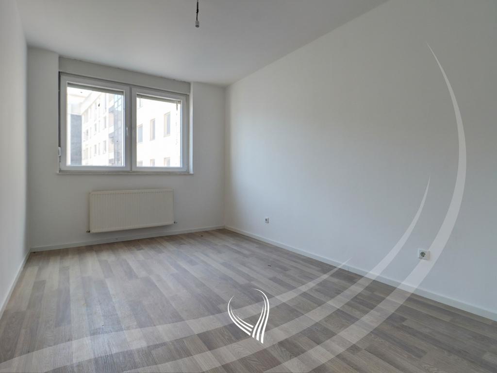 Banesë me 2 dhoma gjumi në shitje në lagjen Mati 1 – Mega Building6