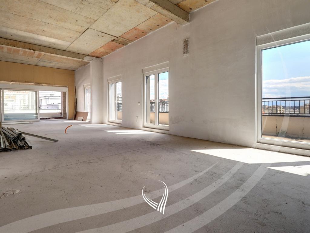 Penthouse 390m2 for sale in Mati 1 neighborhood – Street C6