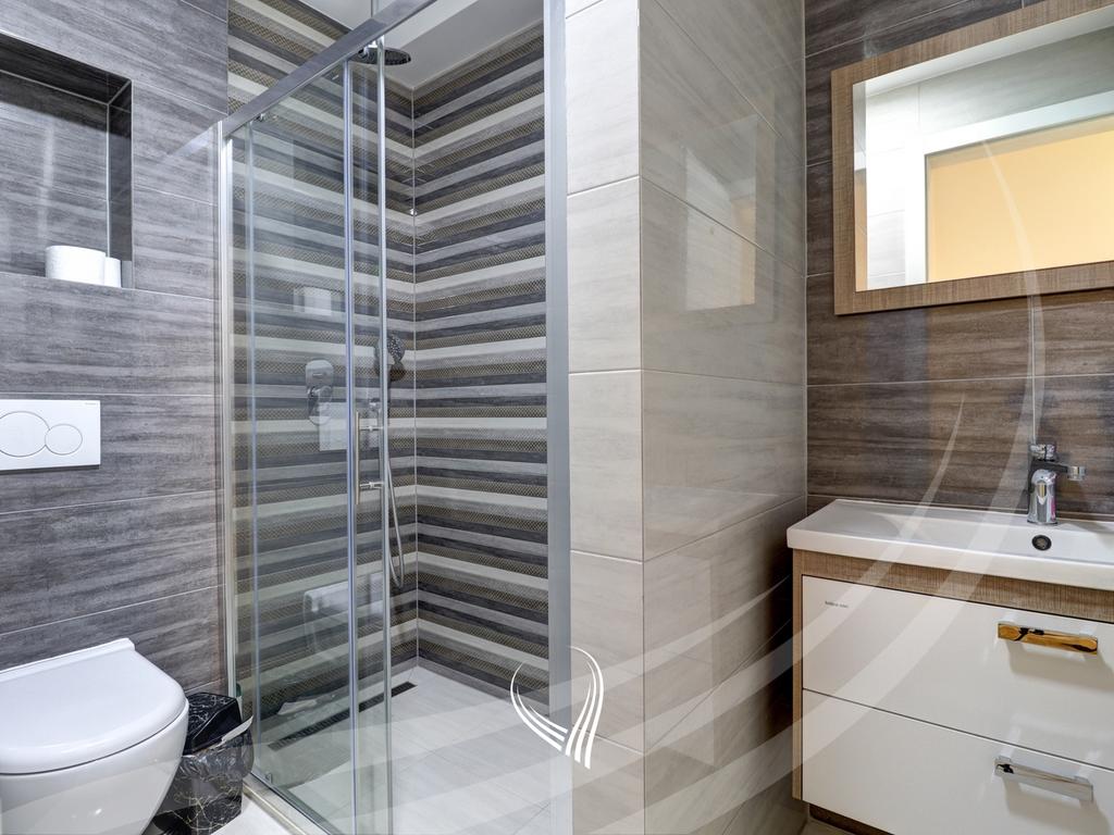 Zyre me 3 dhoma pune me qira në lagjen Lakrishtë – Dukagjini Residence8