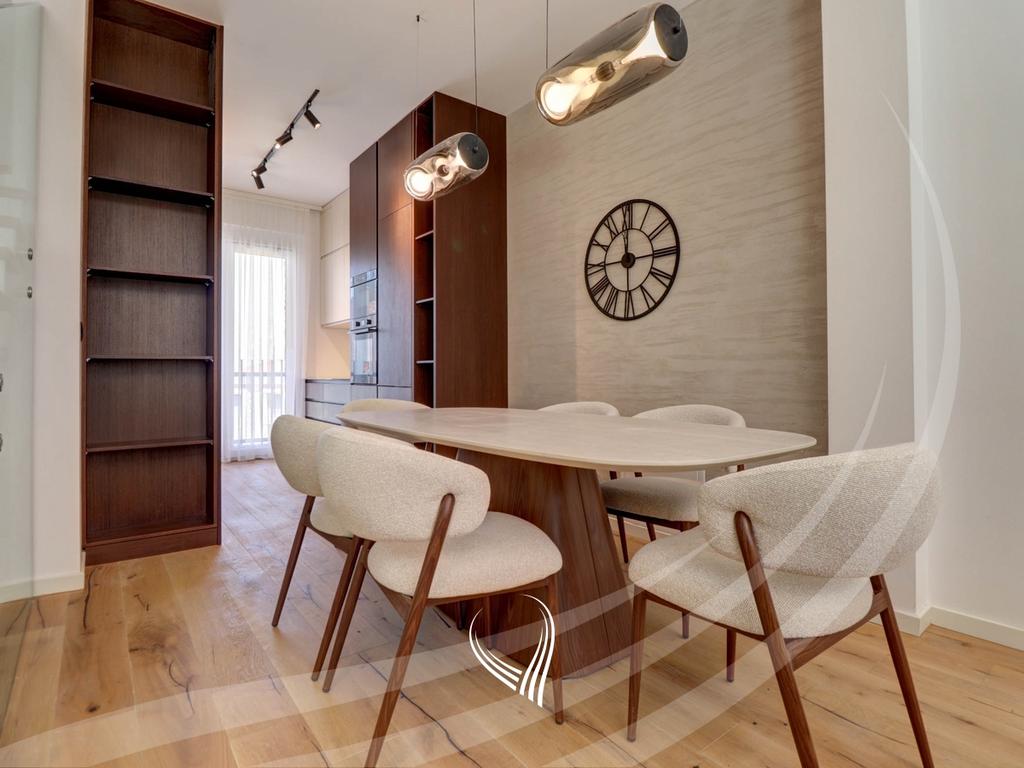 Shtëpi me 4 dhoma gjumi me qira në lagjen Marigona Hill5