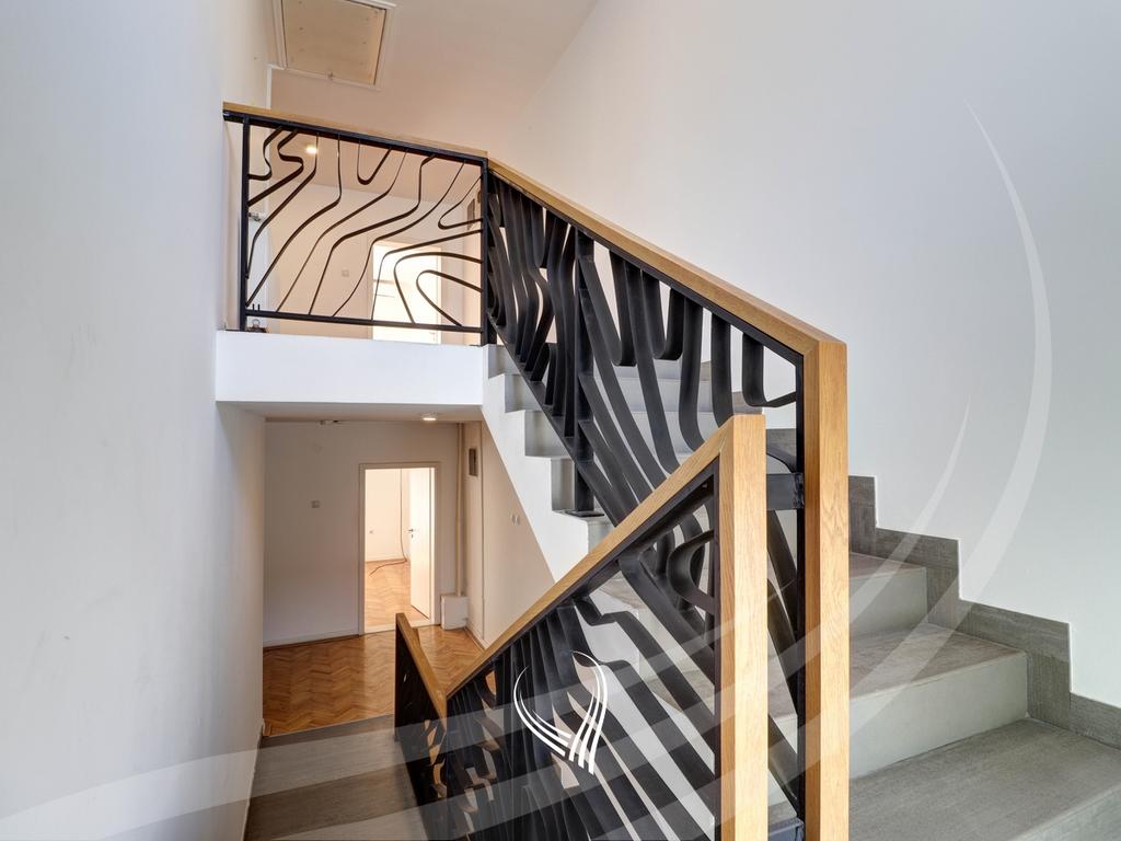 Office space with 5 rooms for rent in the Pejton neighborhood14