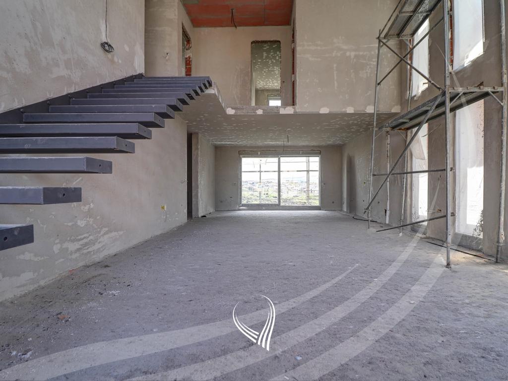 4-bedroom house for sale in the Çagllavicë neighborhood – Living Residence1