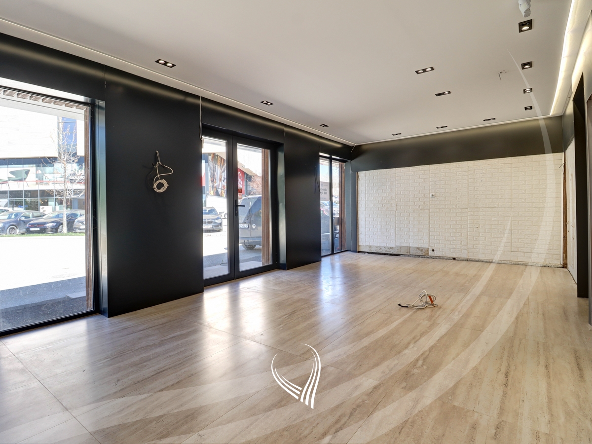 Lokal 100m2 me qira në Çagllavicë1