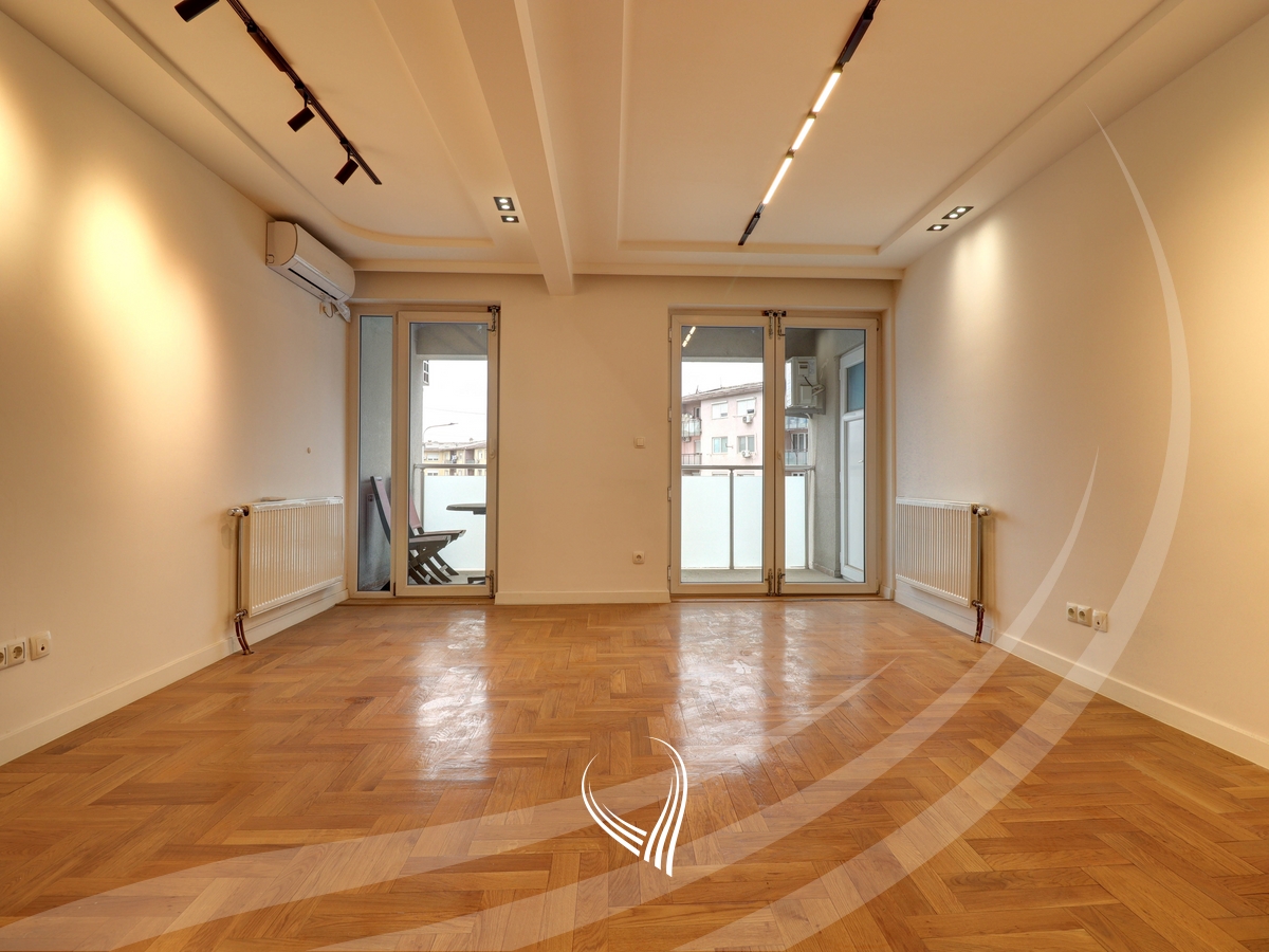 Zyre me 3 dhoma pune me qira në lagjen Ulpiana1