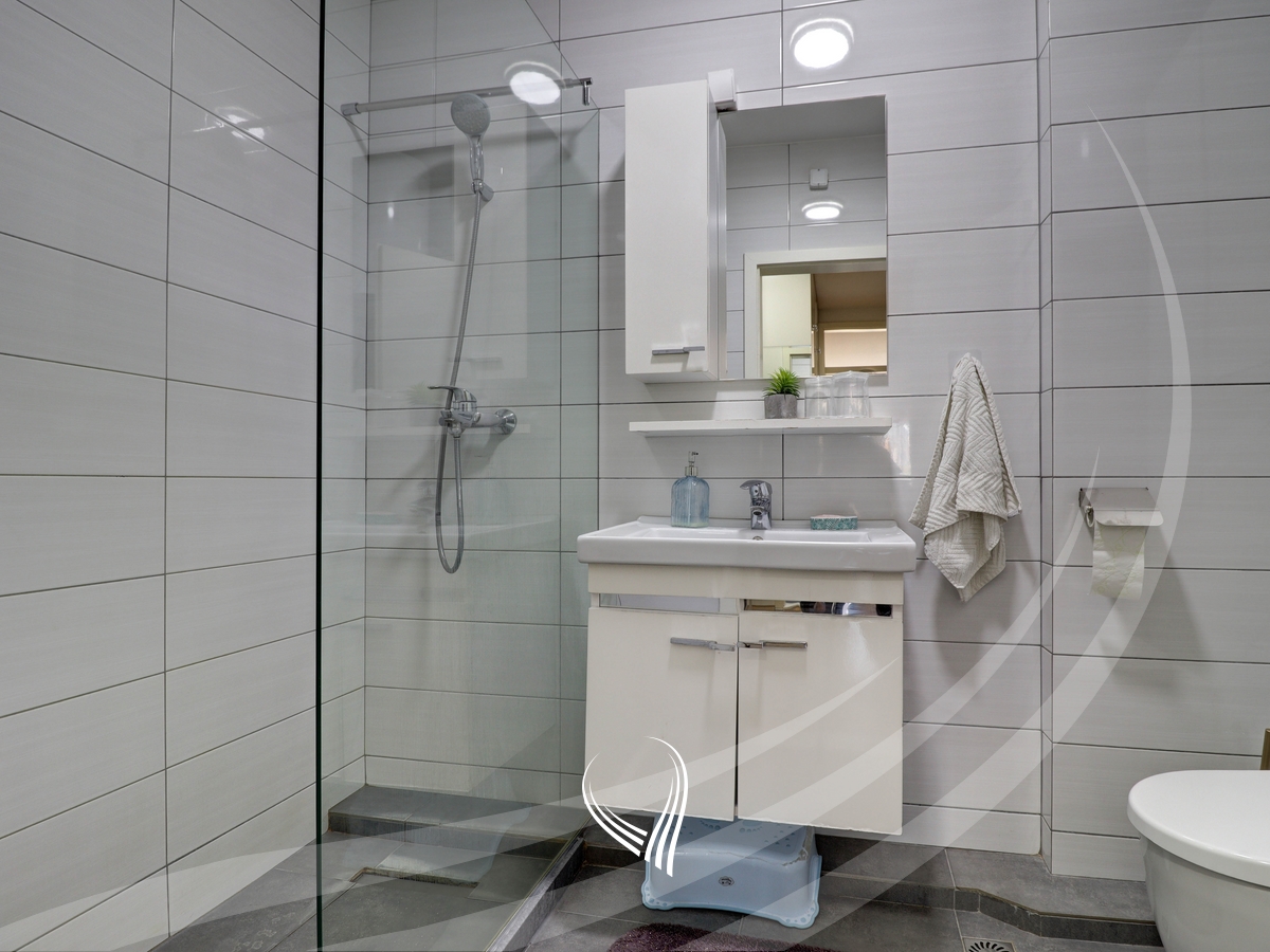 Banesë me 2 dhoma gjumi me qira në lagjen Mati 1 - Rruga C10