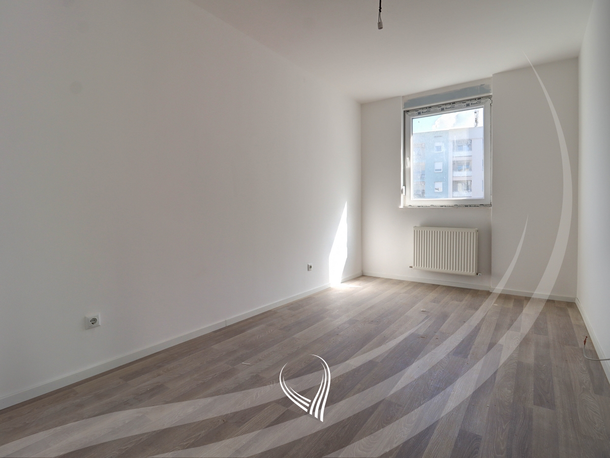 Banesë me 2 dhoma gjumi në shitje në lagjen Mati 1 – Mega Building8