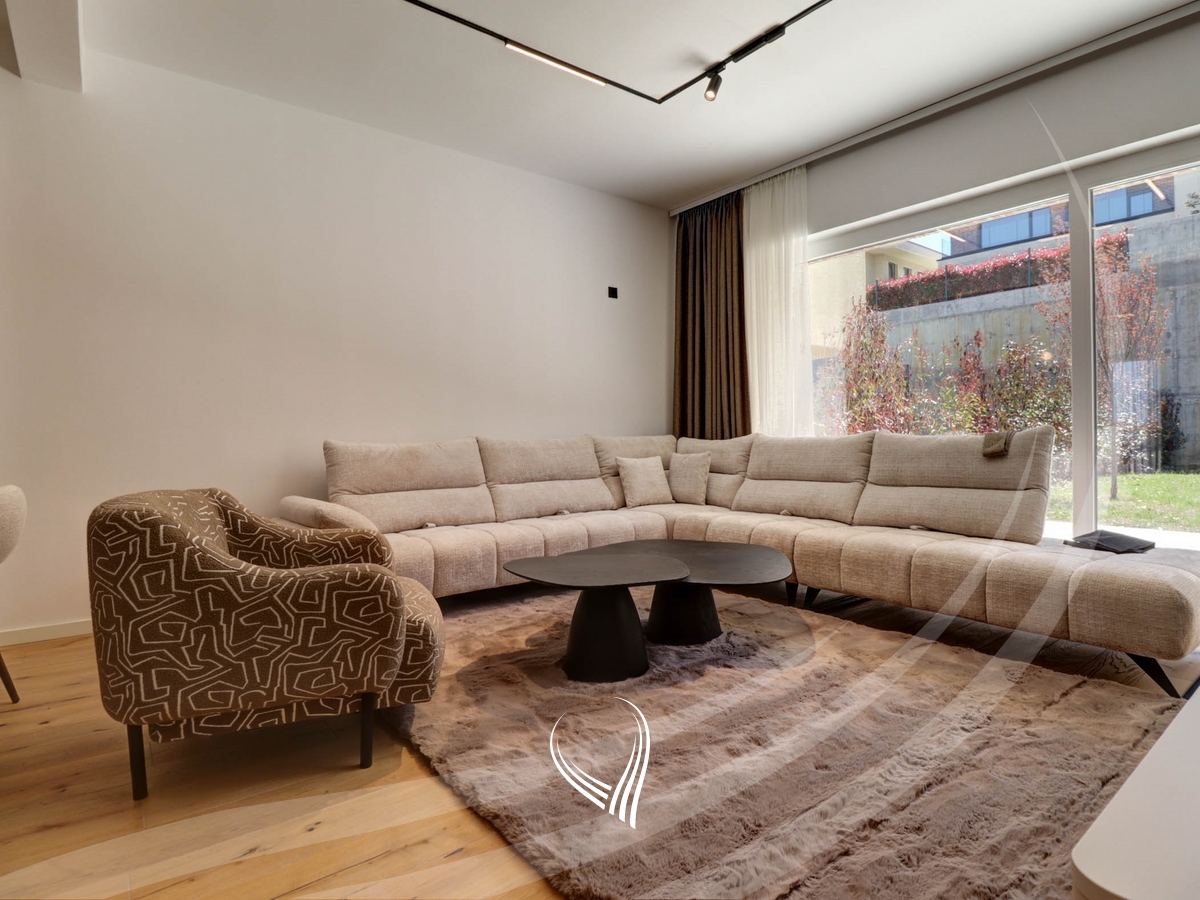 Shtëpi me 4 dhoma gjumi me qira në lagjen Marigona Hill1