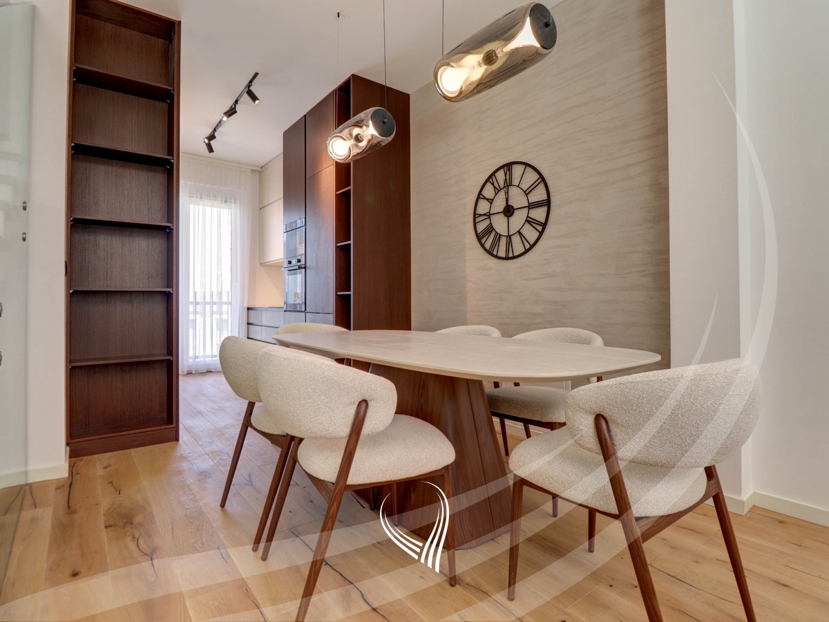 Shtëpi me 4 dhoma gjumi me qira në lagjen Marigona Hill5