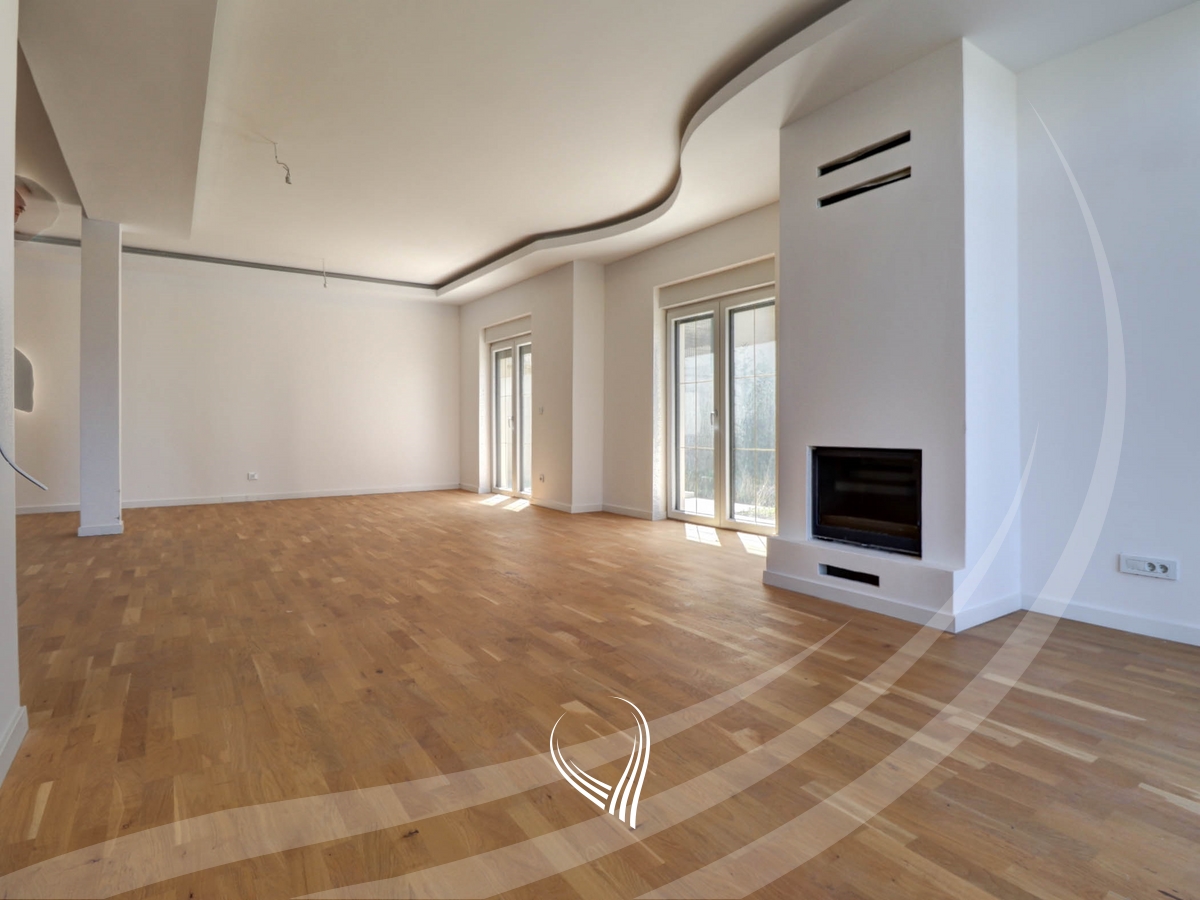 House with 299.81m2 for rent in the Royal Green Residence neighborhood - Zllatar0