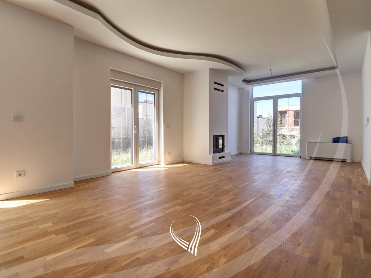 House with 299.81m2 for rent in the Royal Green Residence neighborhood - Zllatar1