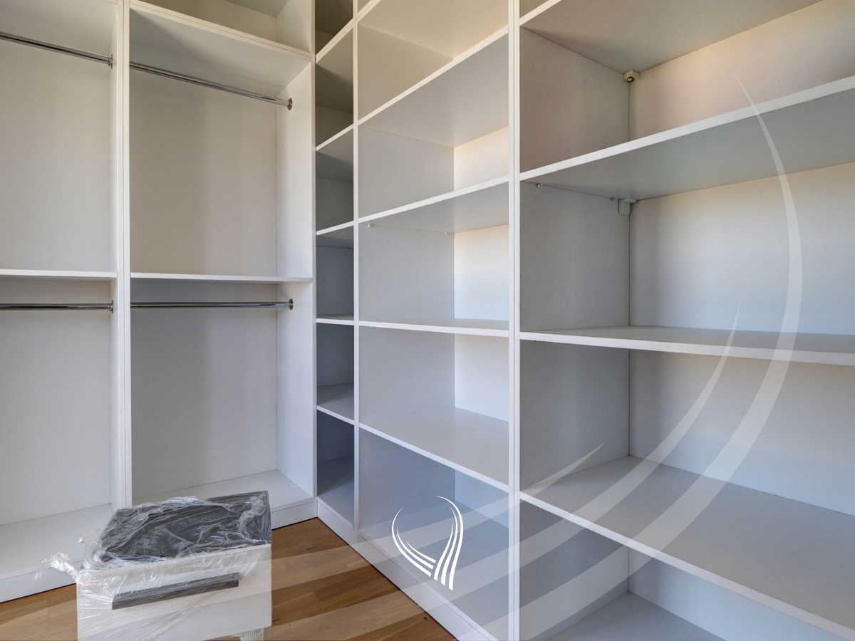 House with 299.81m2 for rent in the Royal Green Residence neighborhood - Zllatar9