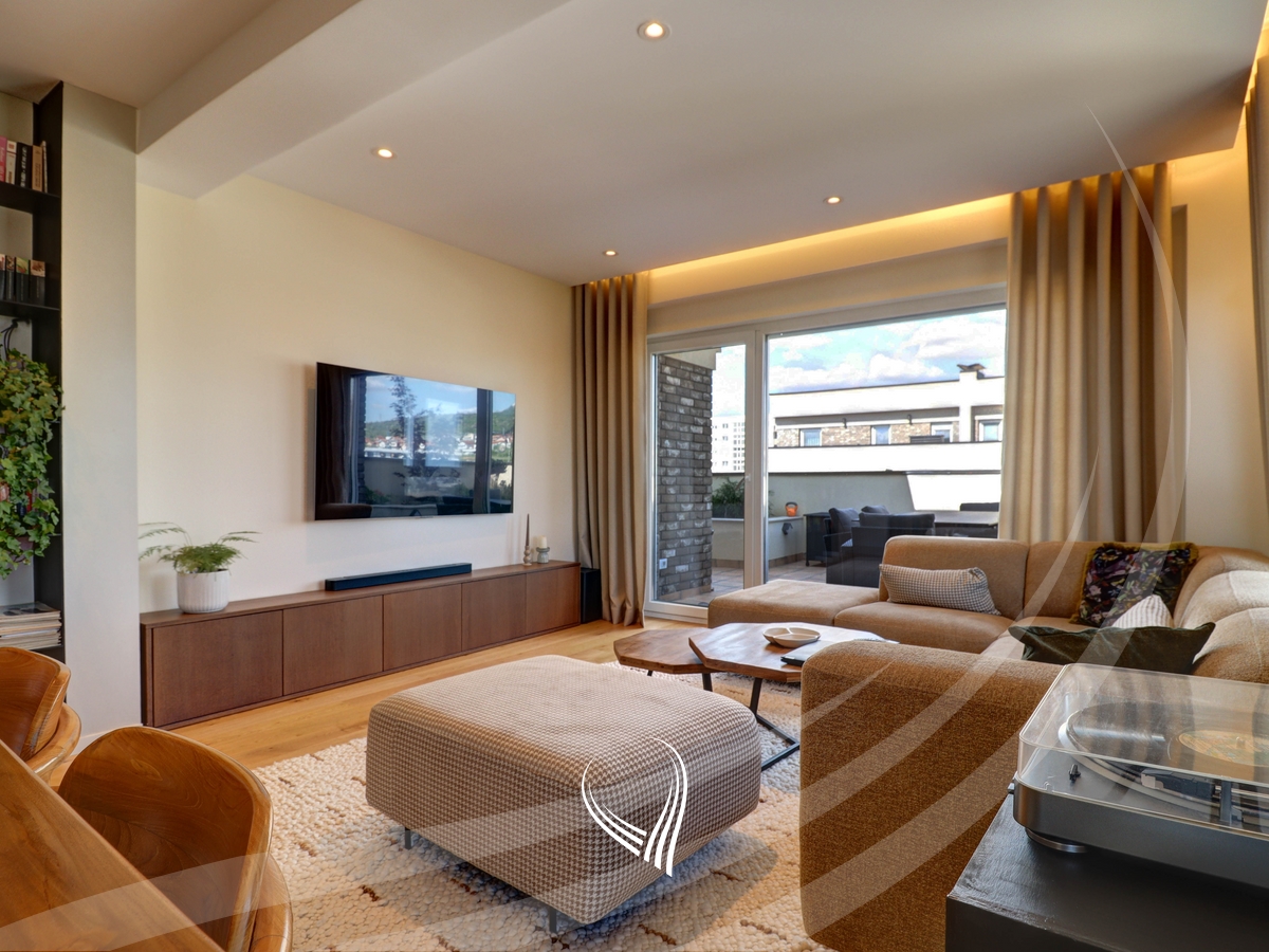 Penthouse with 3 bedrooms for rent in Mati 1 neighborhood0