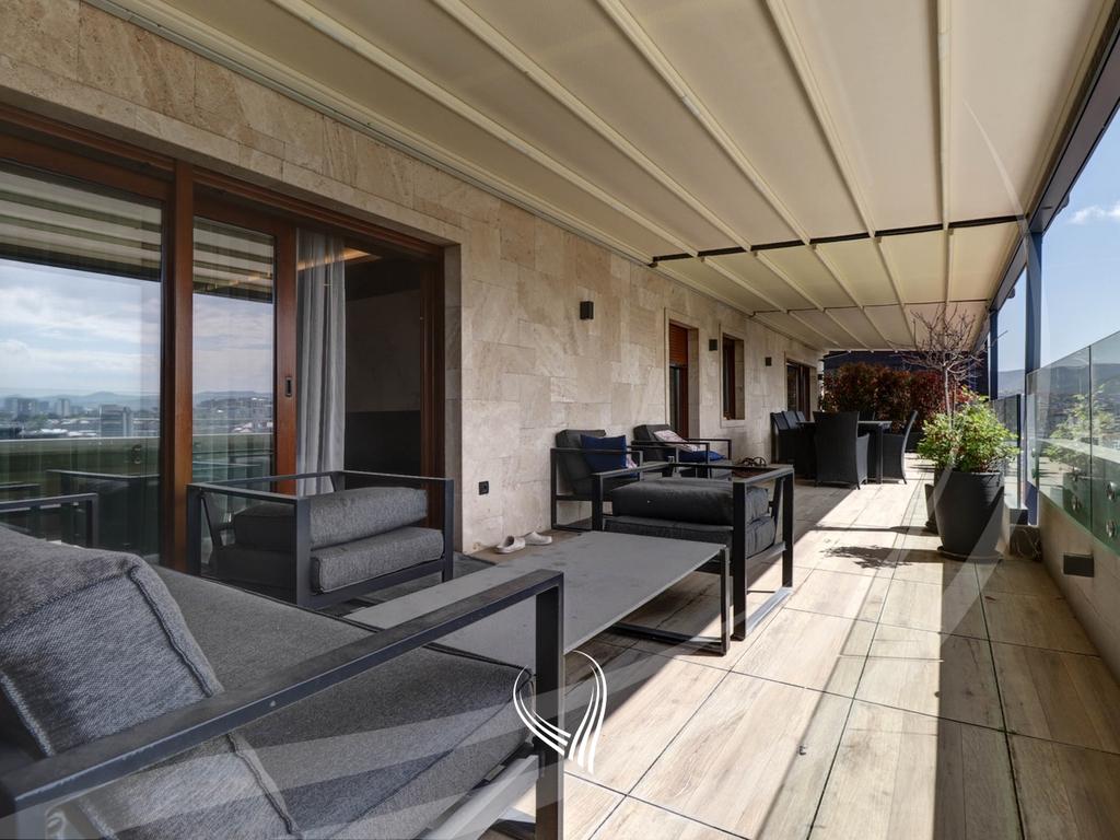 Penthouse me 3 dhoma gjumi me qira në lagjen Arbëria – Dragodan13