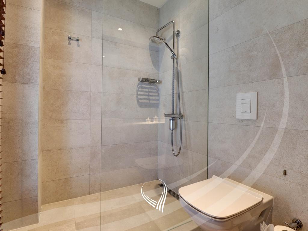 Penthouse me 3 dhoma gjumi me qira në lagjen Arbëria – Dragodan19