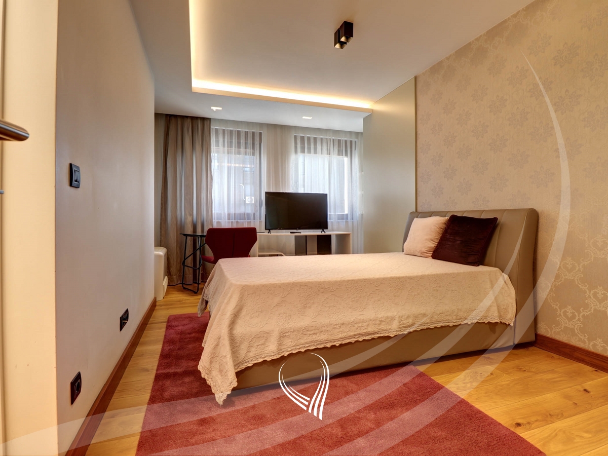 Penthouse me 3 dhoma gjumi me qira në lagjen Arbëria – Dragodan7