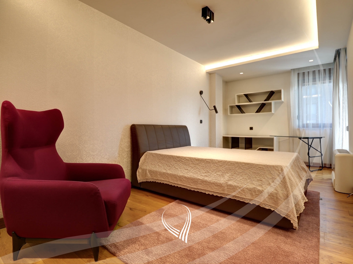 Penthouse me 3 dhoma gjumi me qira në lagjen Arbëria – Dragodan8