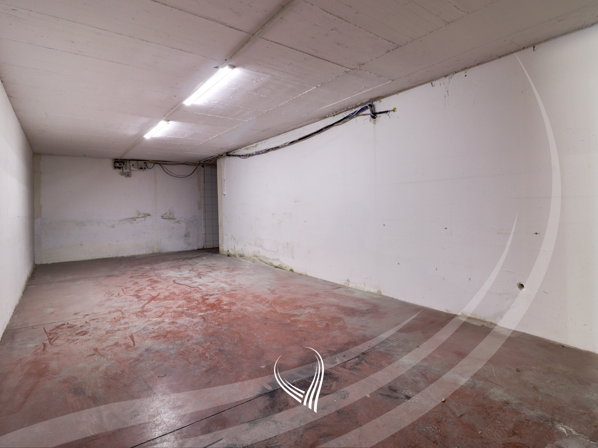 450m2 warehouse for rent in the Arbëria neighborhood – Dragodan6