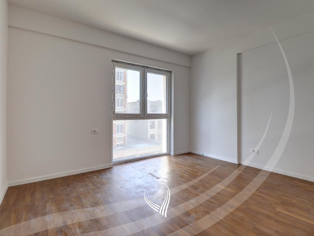 Banesë me 3 dhoma gjumi në shitje në lagjen e Muhaxherëve5