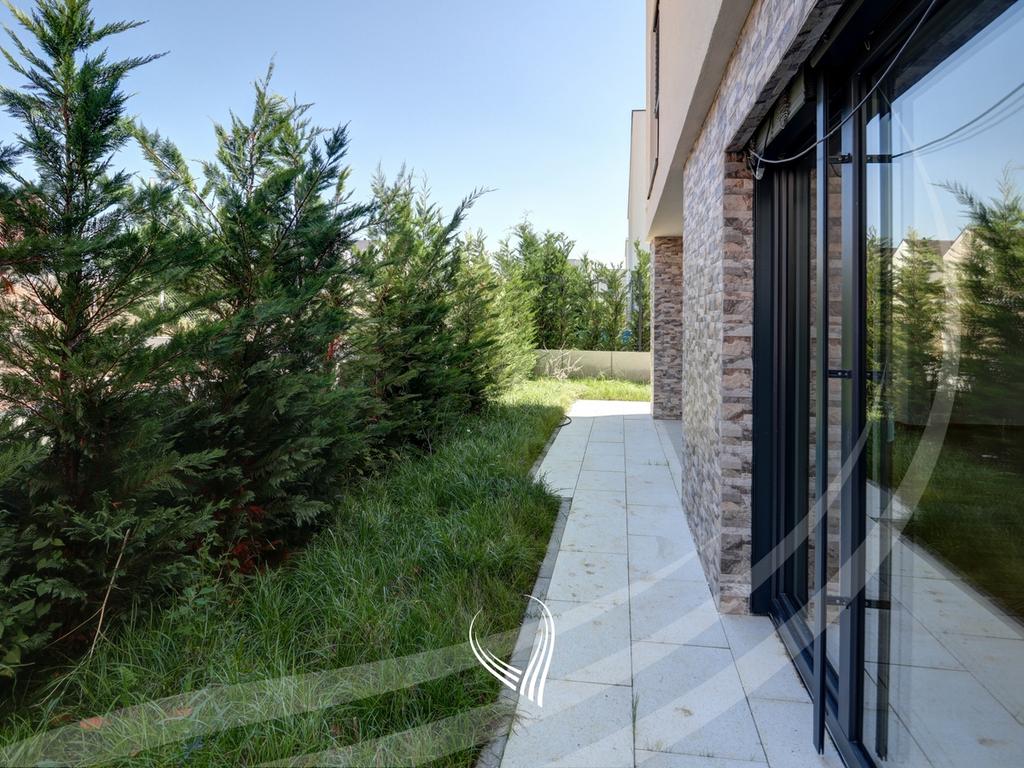 4-bedroom house for sale in Çagllavicë – Golden Neighborhood 220