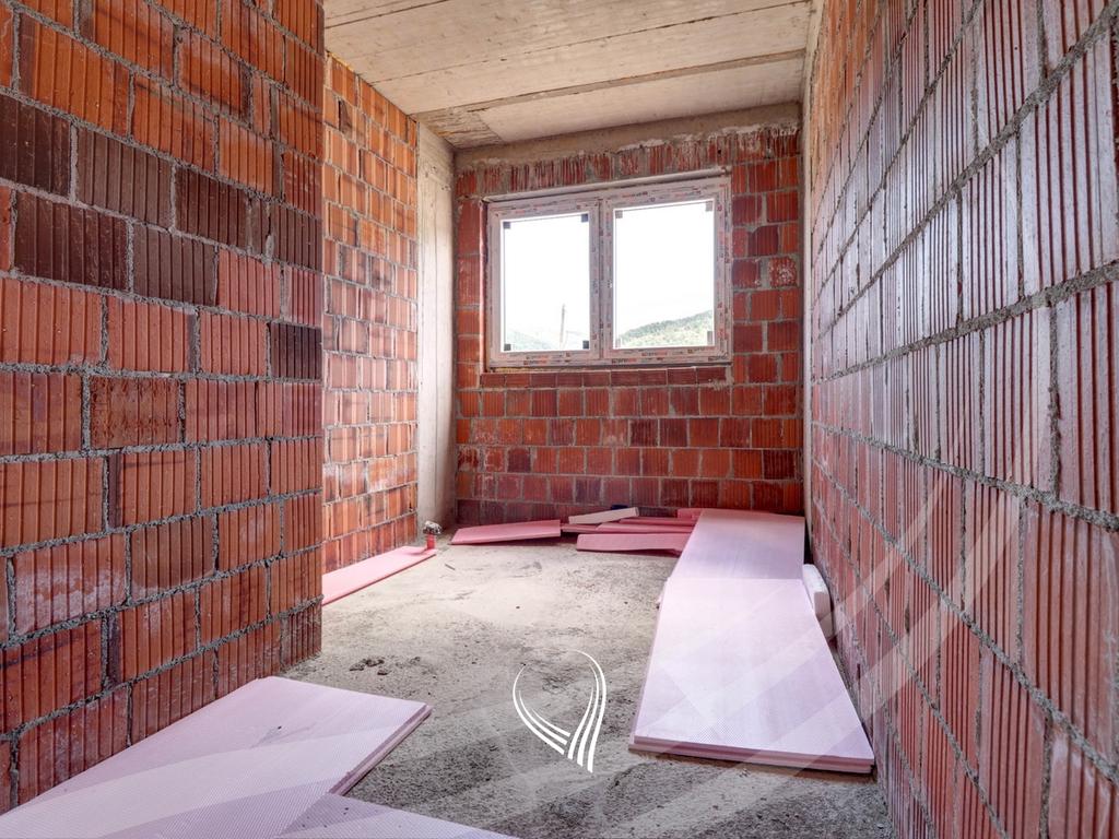 Shtëpi 322m2 në shitje në Lagjen e Gjelbërt18