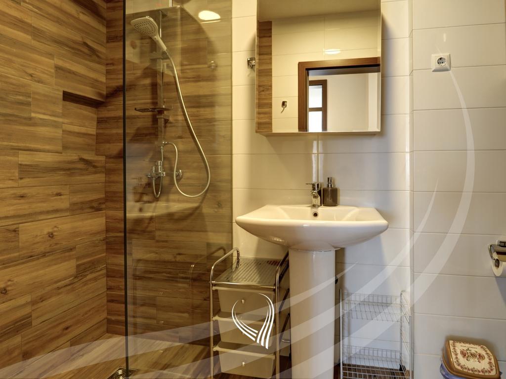 2-bedroom apartment for rent in the Arbëria – Dragodan neighborhood13