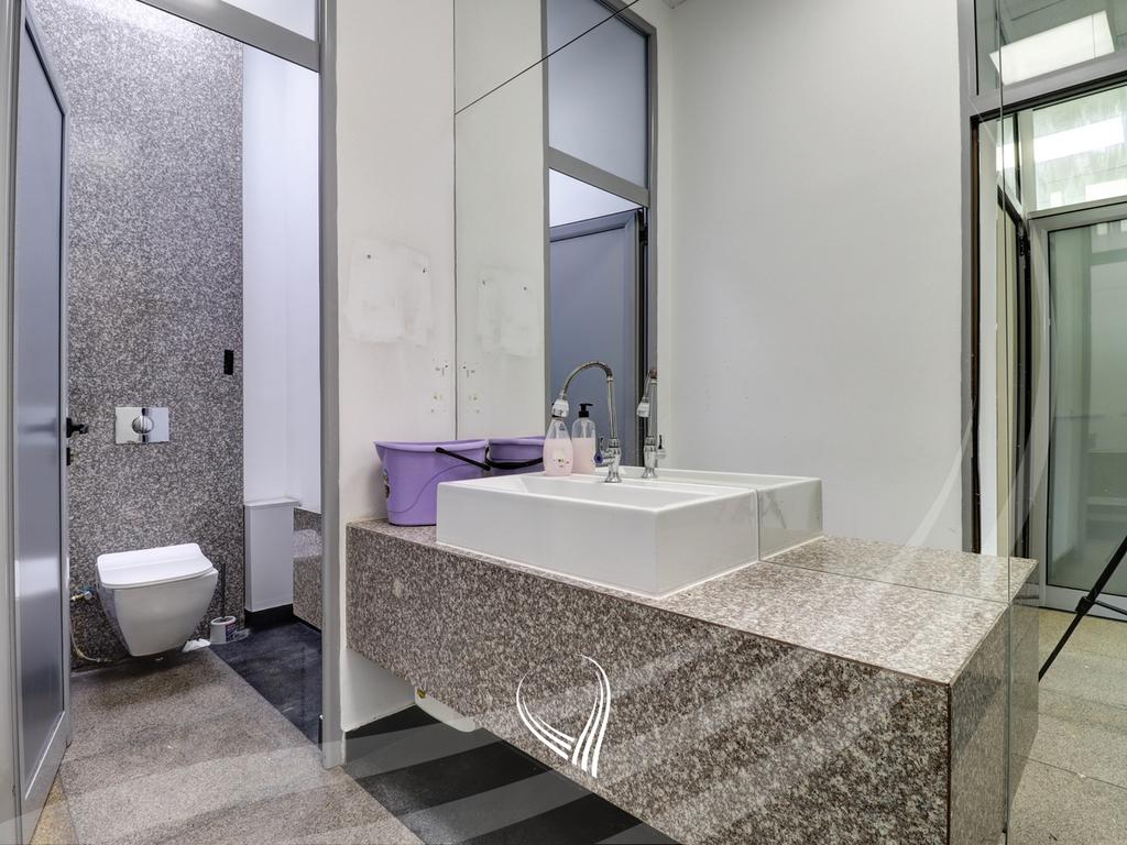 Zyre 934m2 for rent in the Pejton neighborhood20