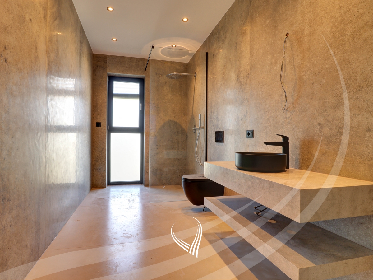 Shtëpi me 4 dhoma gjumi në shitje në Preoc – afër lagjes Marigona Residence27