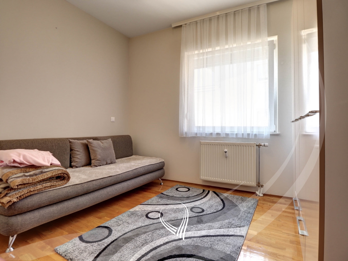 Banesë me 2 dhoma gjumi me qira në lagjen Arbëria – Dragodan7