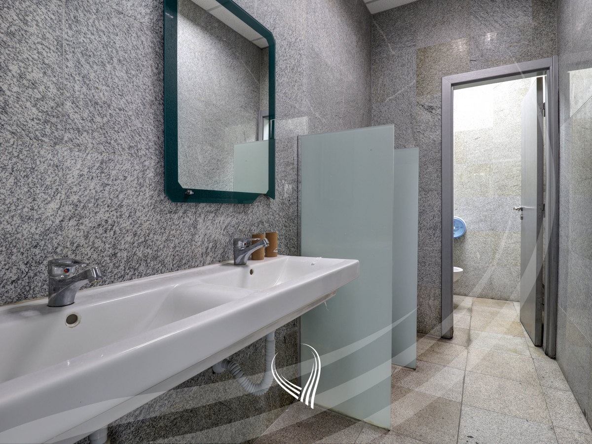 Zyre 934m2 for rent in the Pejton neighborhood22