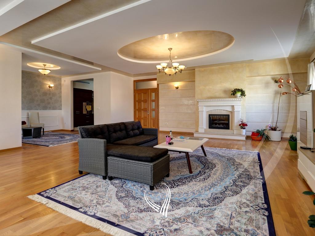 4-bedroom apartment for rent in the Arbëria neighborhood – Dragaodan