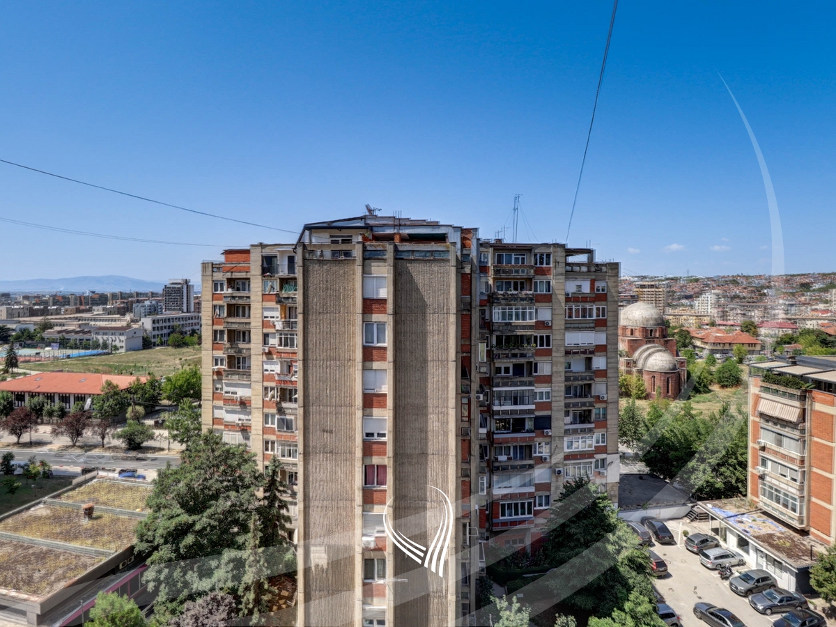 Banesë me 3 dhoma gjumi me qira në lagjen Aktash14