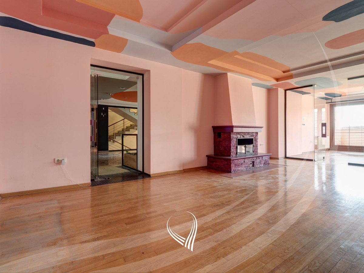 Commercial property 2,900m2 for rent in Aktash neighborhood15