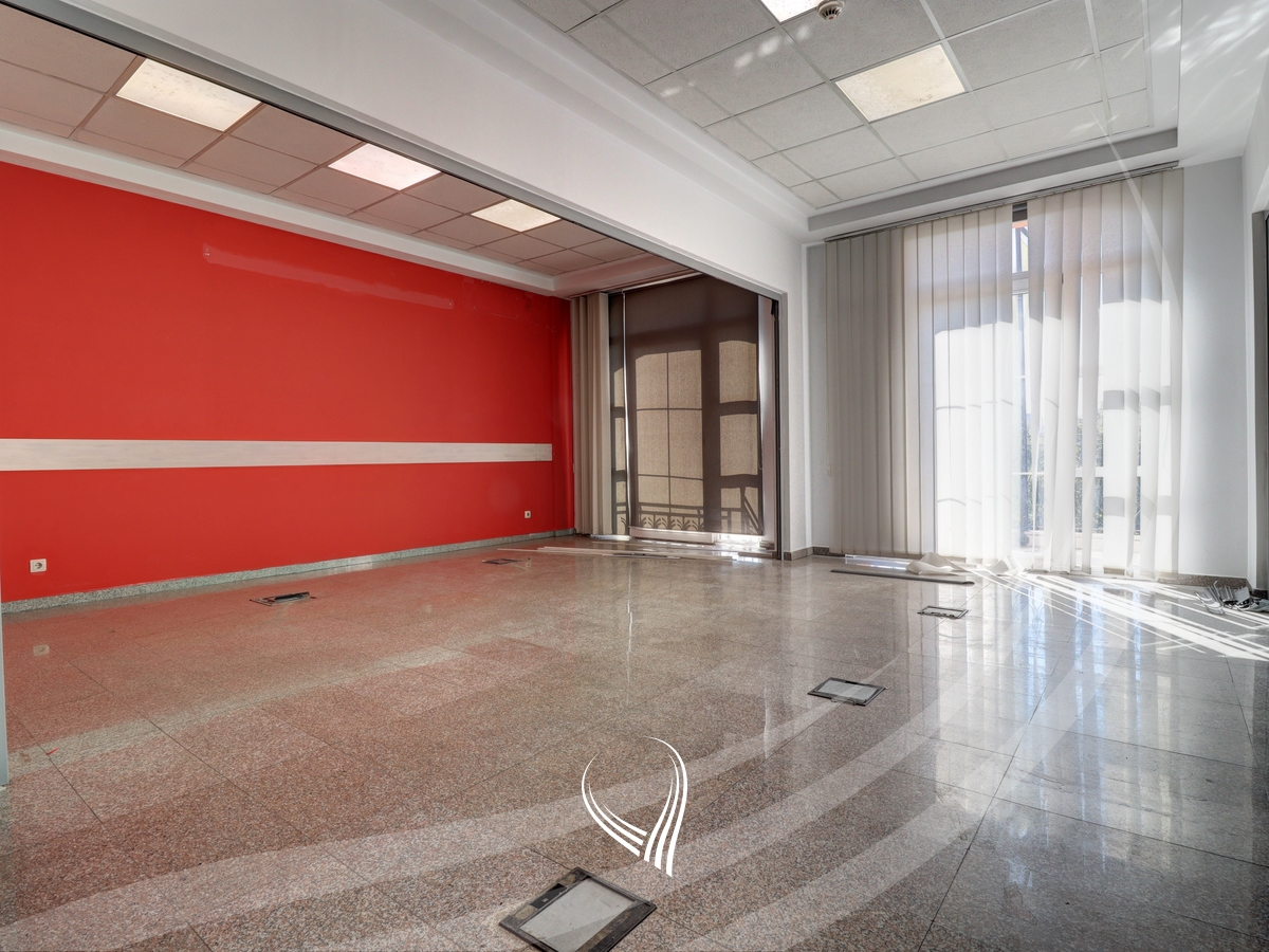 Commercial property 2,900m2 for rent in Aktash neighborhood25